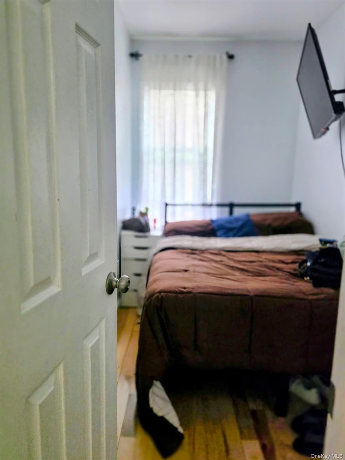 Single Family Revere Avenue  Bronx, NY 10465, MLS-981410-23