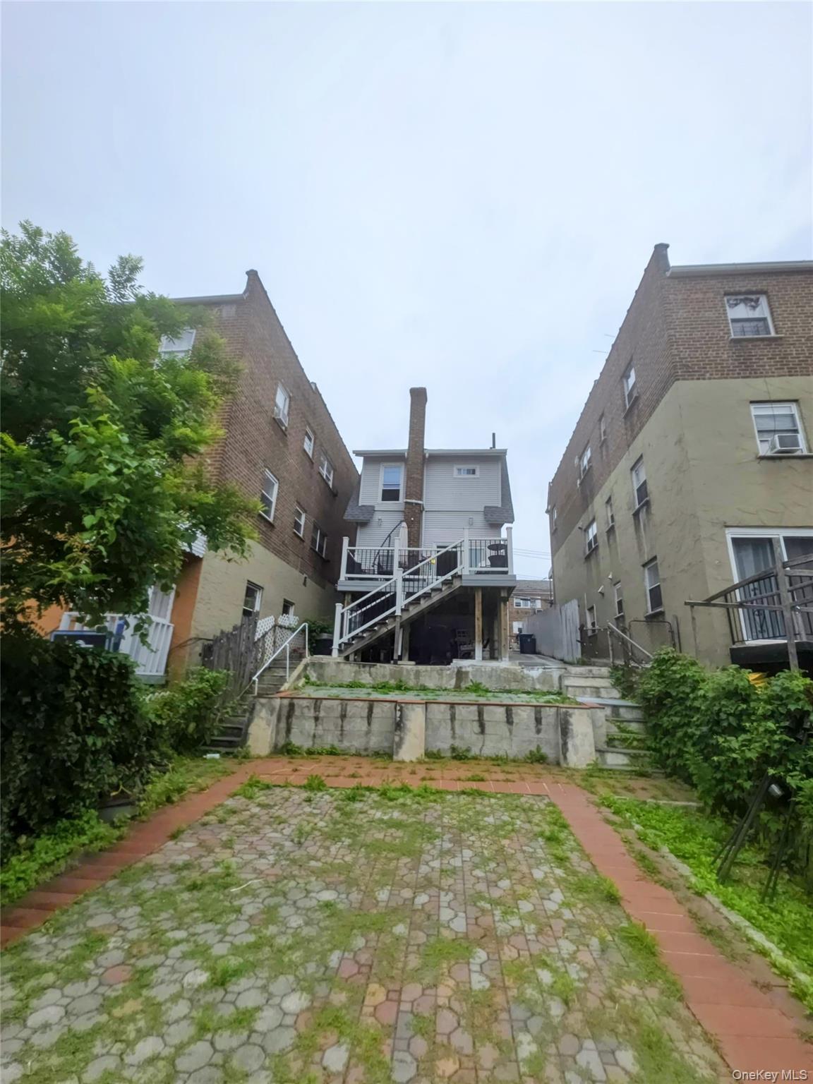 Single Family Revere Avenue  Bronx, NY 10465, MLS-981410-33