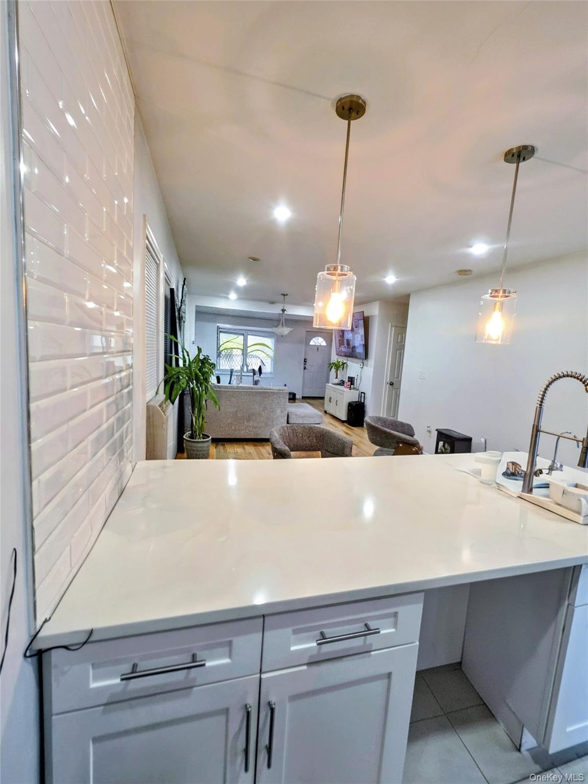 Single Family Revere Avenue  Bronx, NY 10465, MLS-981410-4