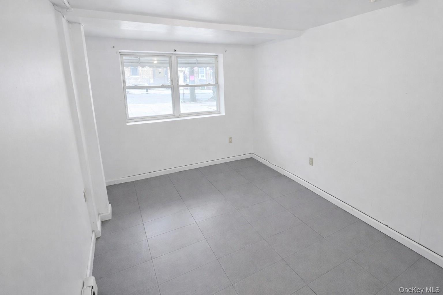 Single Family Matthews  Bronx, NY 10467, MLS-981425-27