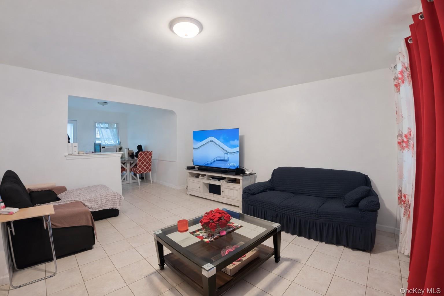Single Family Matthews  Bronx, NY 10467, MLS-981425-8