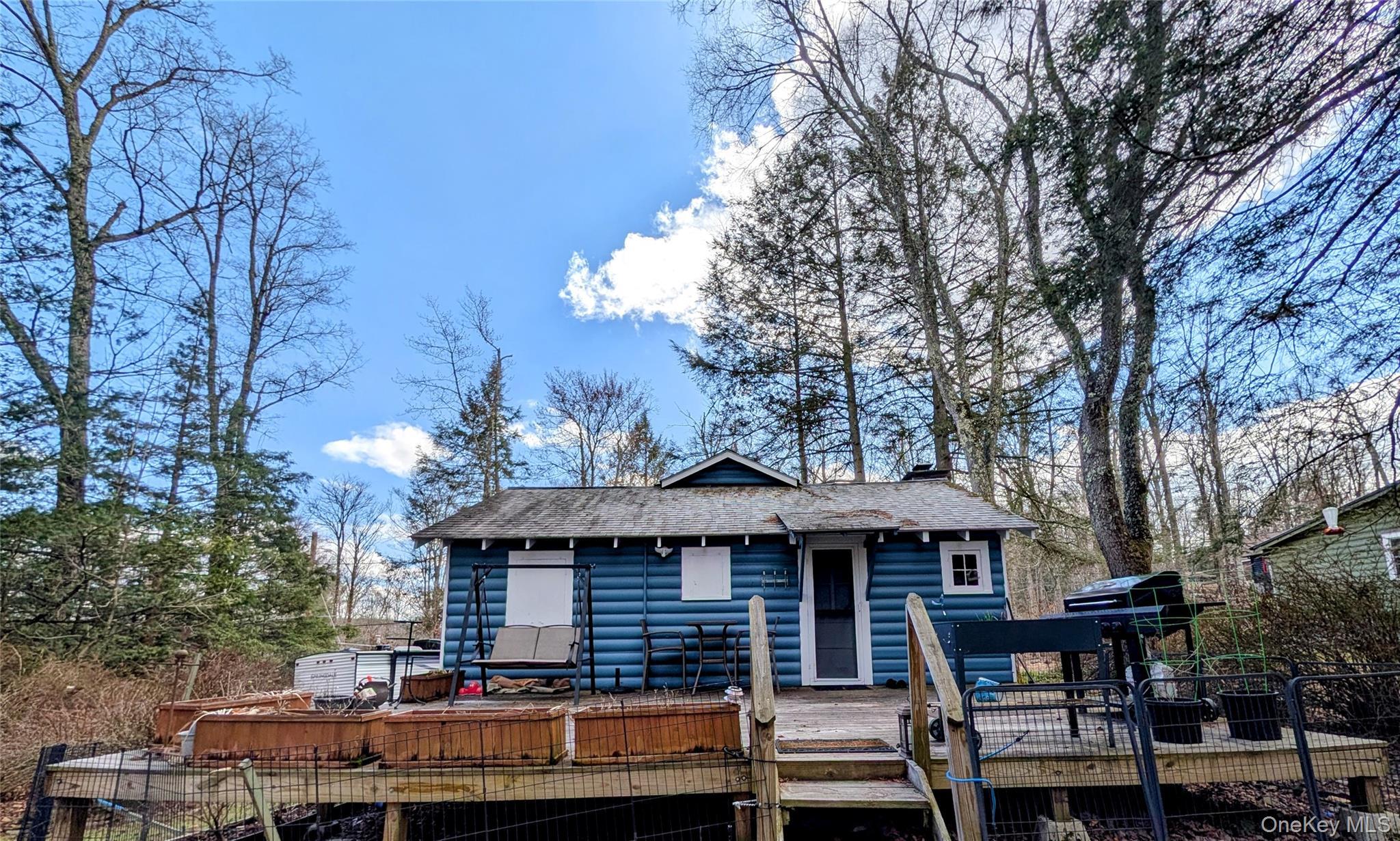 Single Family Catskill  Sullivan County, NY 12720, MLS-981430-25