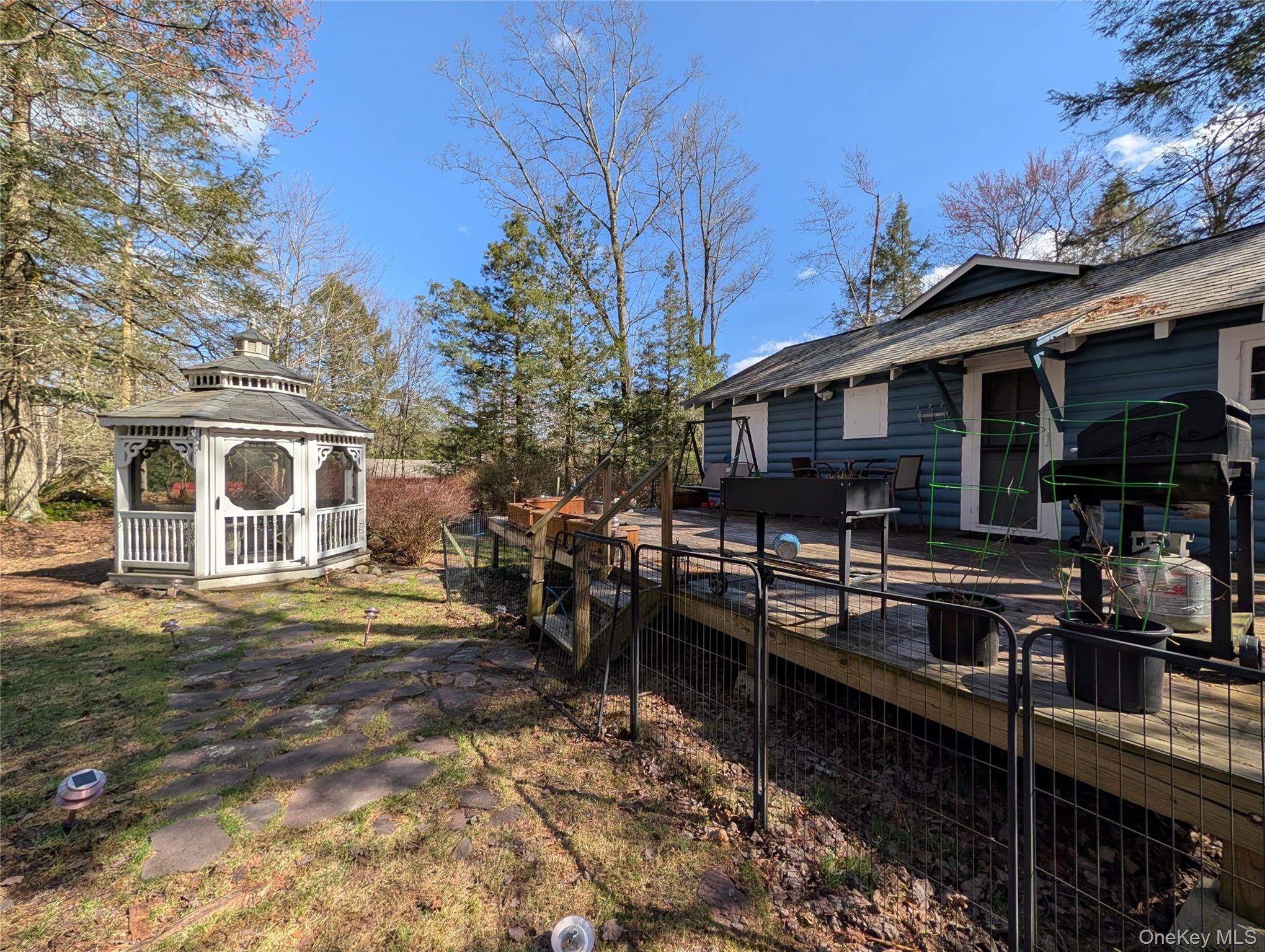 Single Family Catskill  Sullivan County, NY 12720, MLS-981430-6