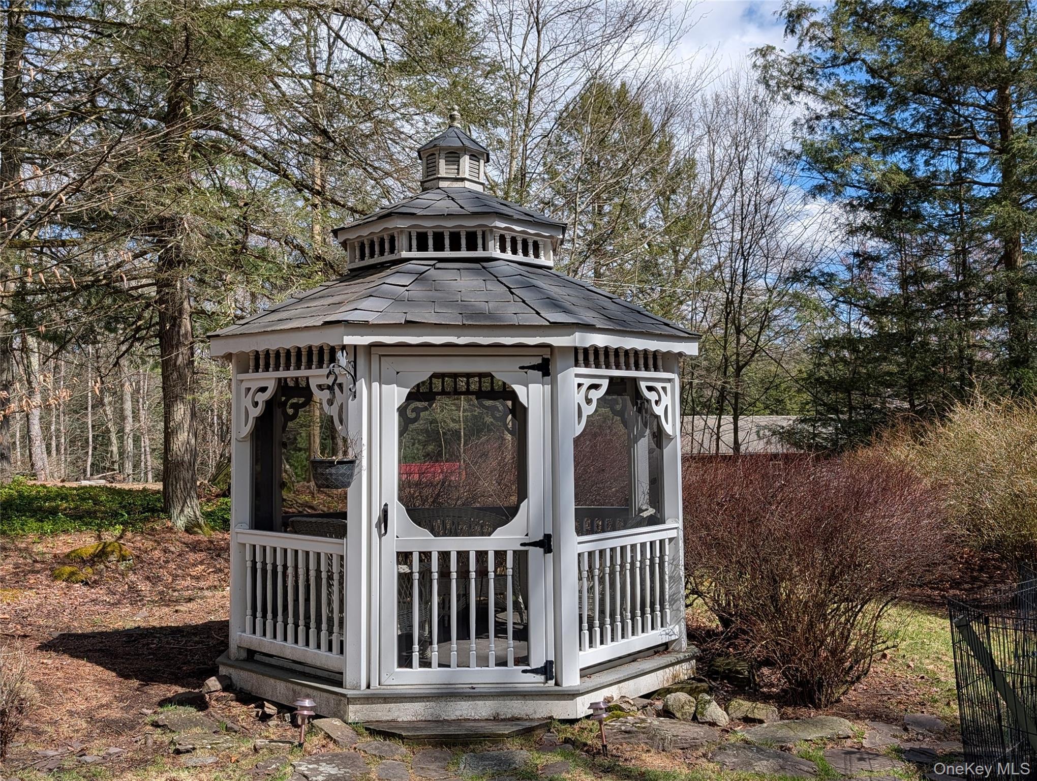 Single Family Catskill  Sullivan County, NY 12720, MLS-981430-7