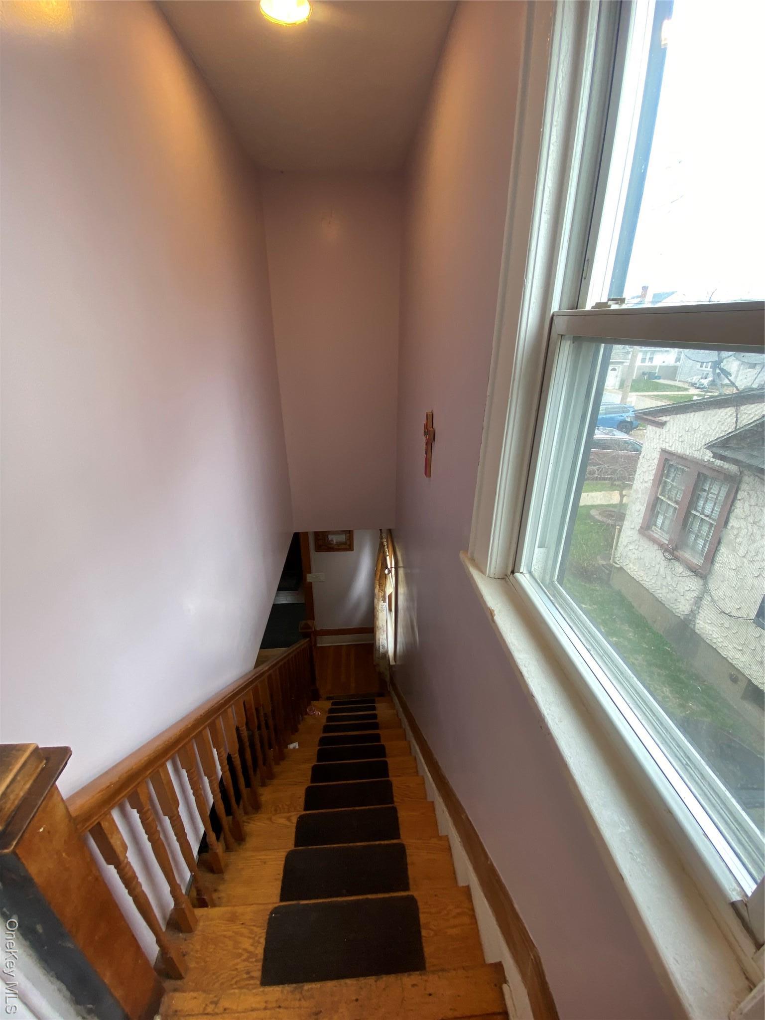 Single Family Lent  Nassau County, NY 11550, MLS-981437-6