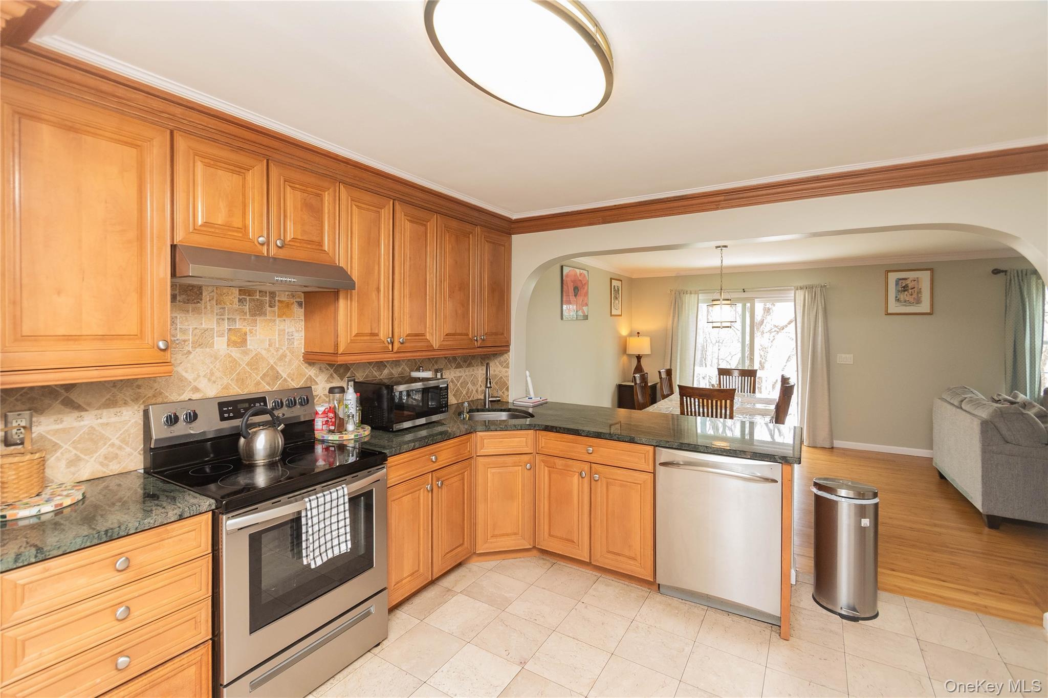 Single Family South  Putnam County, NY 10509, MLS-981461-15