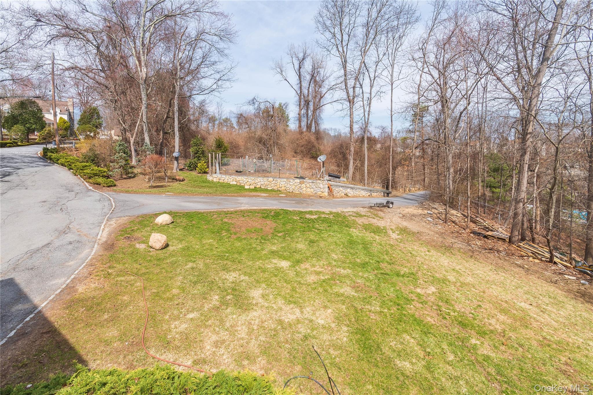 Single Family South  Putnam County, NY 10509, MLS-981461-32