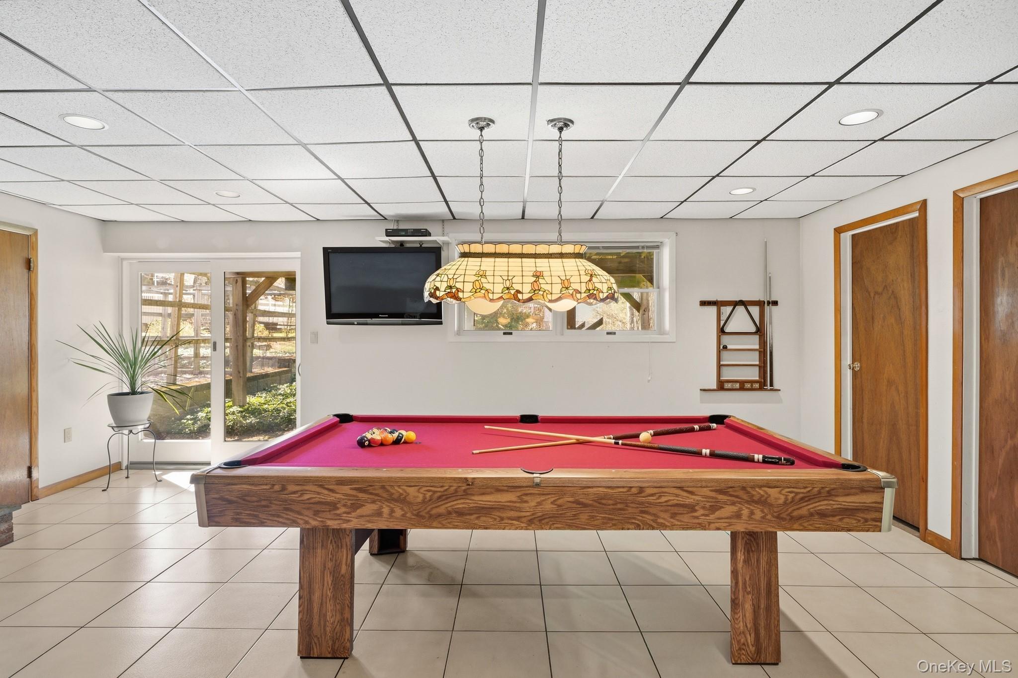 Single Family Meadow Sweet  Westchester County, NY 10567, MLS-981484-33