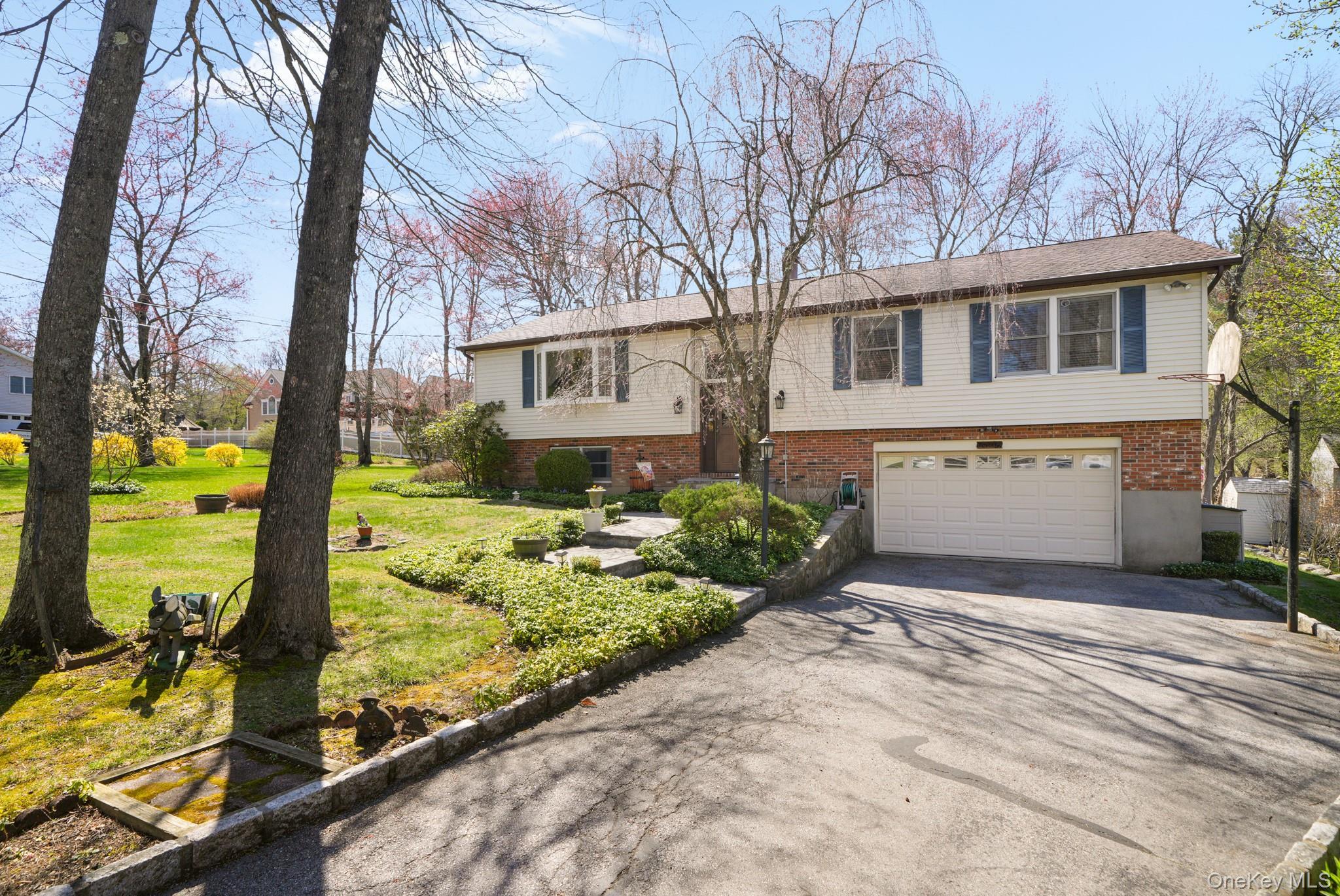 Single Family Meadow Sweet  Westchester County, NY 10567, MLS-981484-42