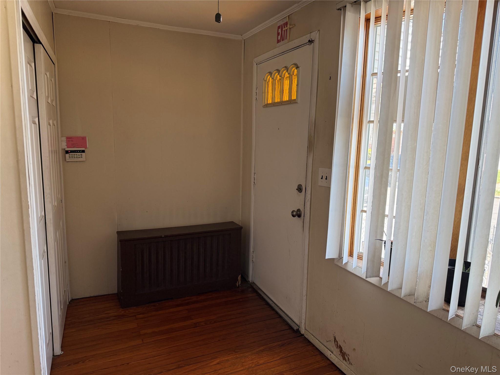 Single Family Dewitt  Nassau County, NY 11580, MLS-981510-10