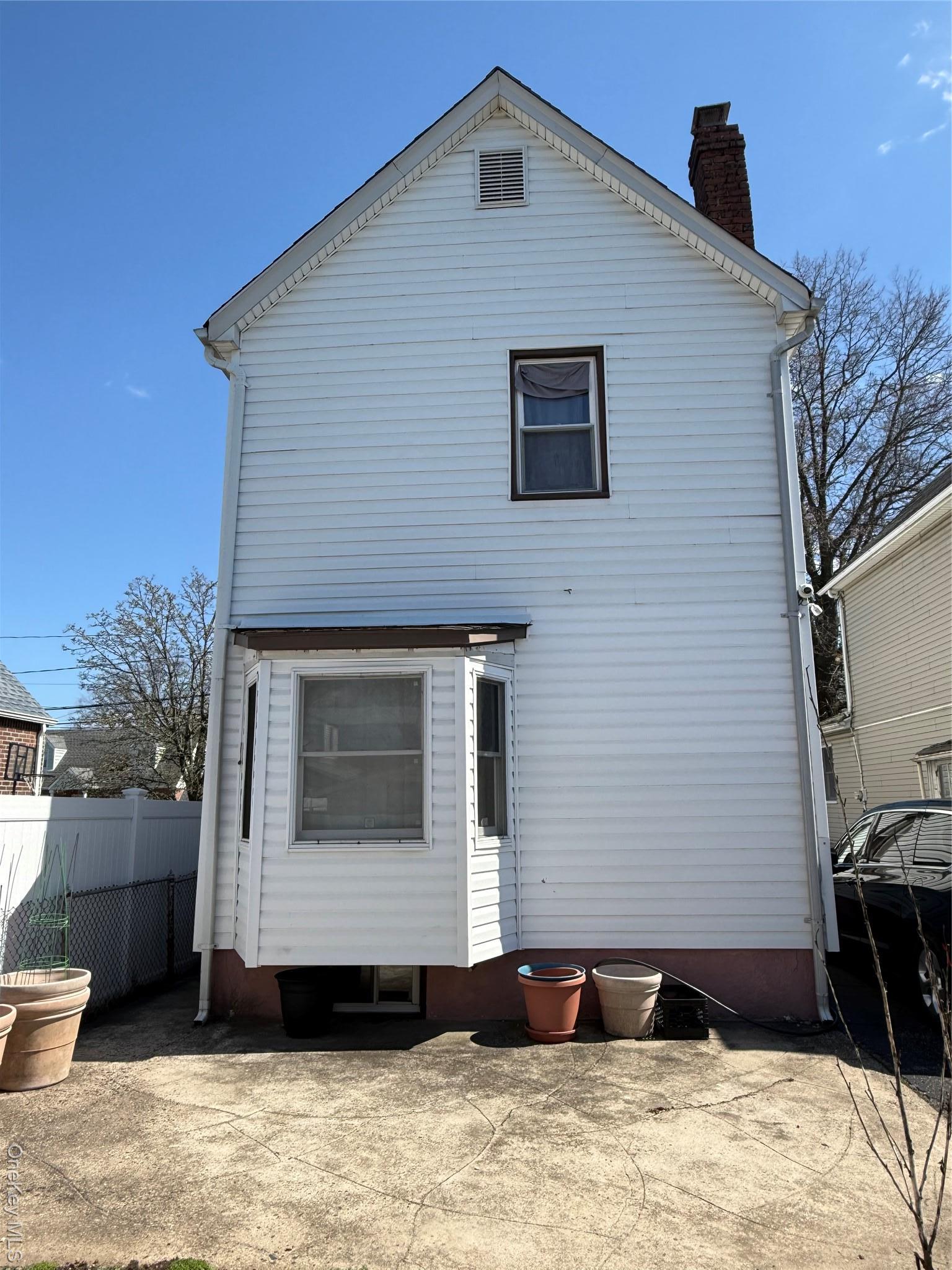 Single Family Dewitt  Nassau County, NY 11580, MLS-981510-6