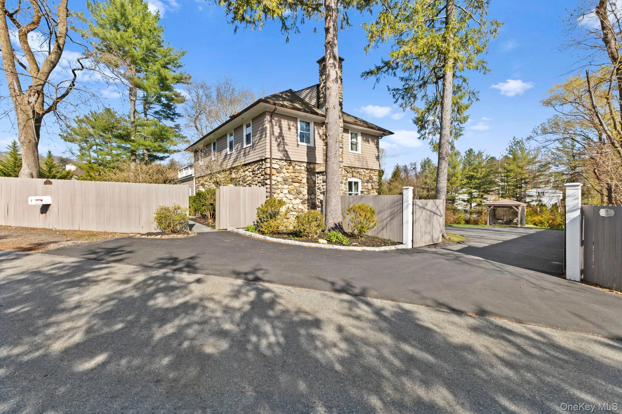 Single Family Rolling Hills Road Westchester County, NY 10594, MLS-981518-2