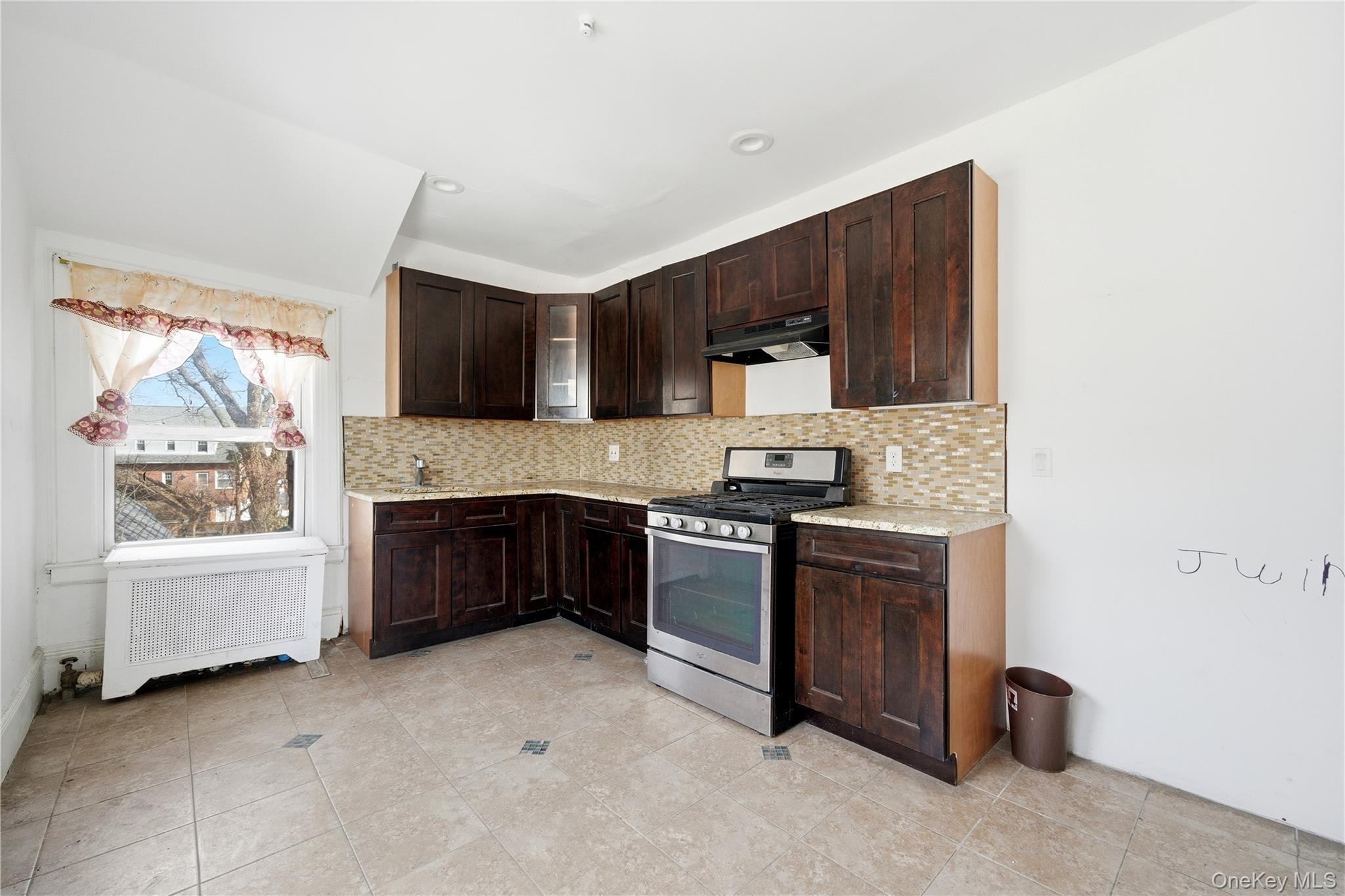 Single Family Dickens  Queens, NY 11691, MLS-981541-17