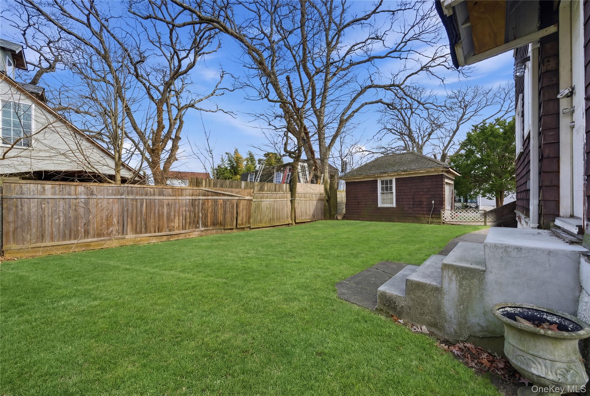 Single Family Dickens  Queens, NY 11691, MLS-981541-27
