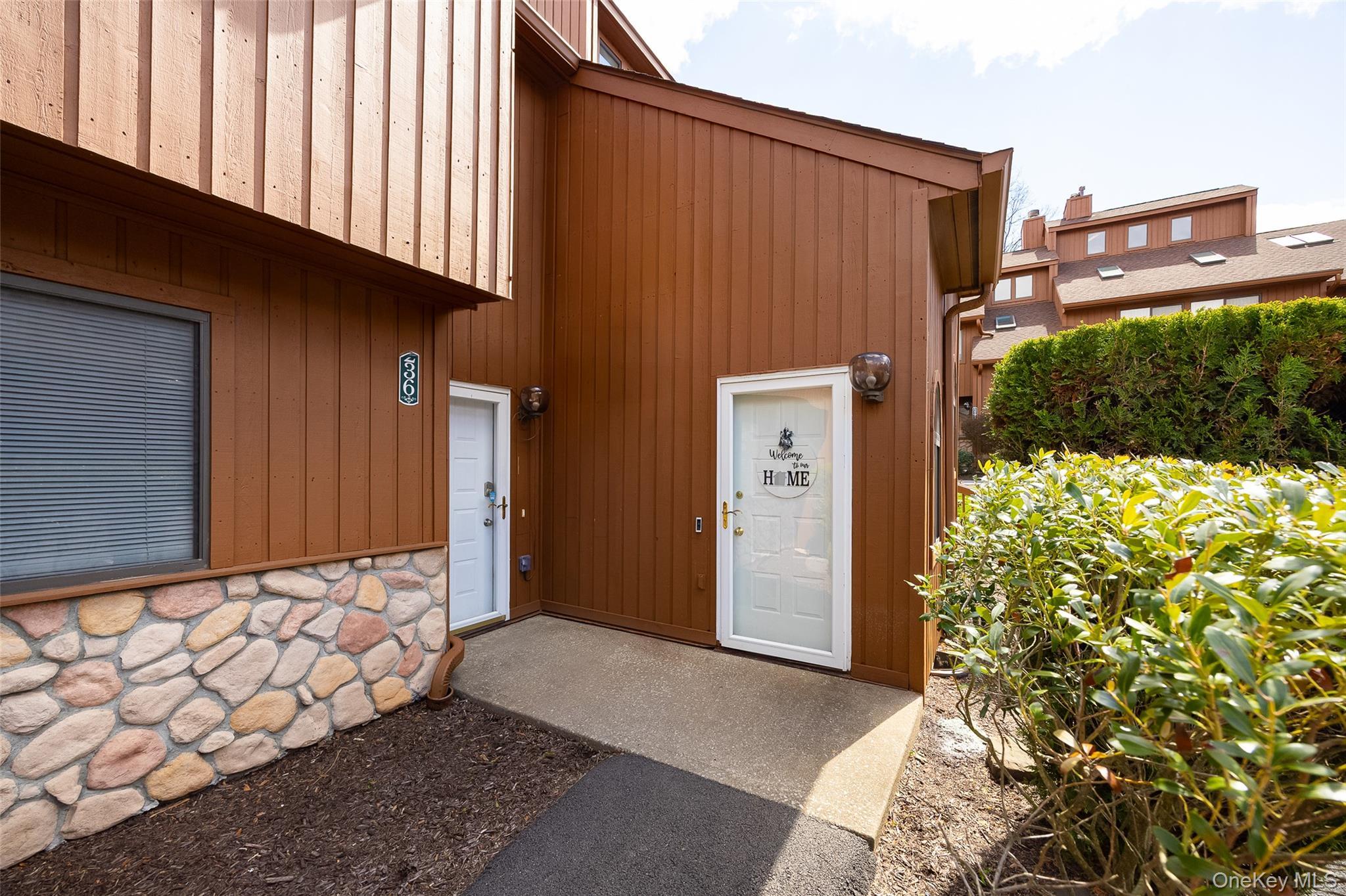 Condo Panorama  Dutchess County, NY 12603, MLS-981544-3