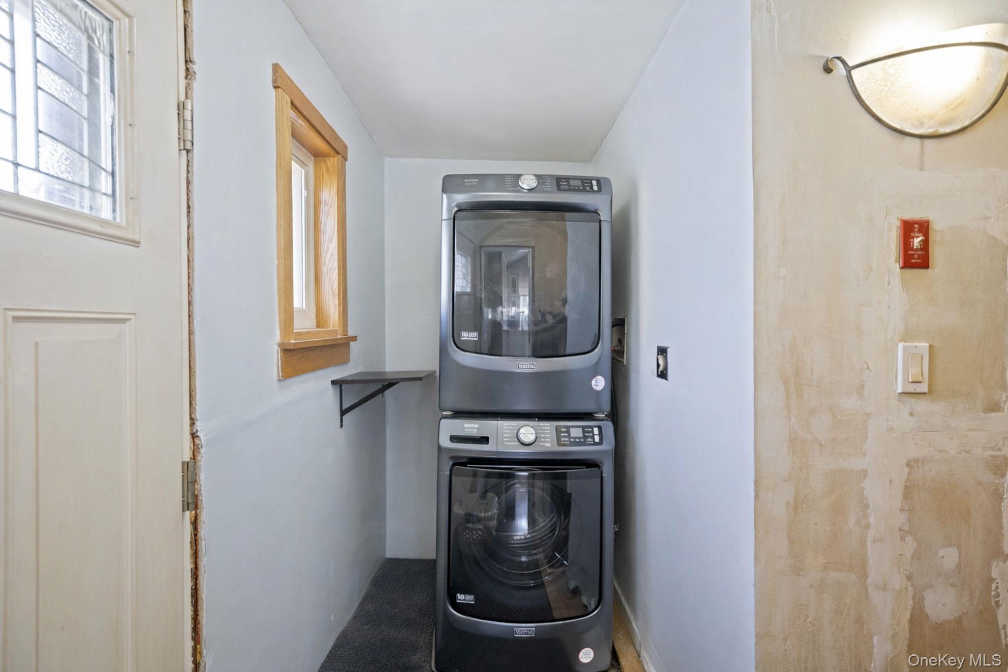 Single Family Wendy  Suffolk County, NY 11738, MLS-981550-22