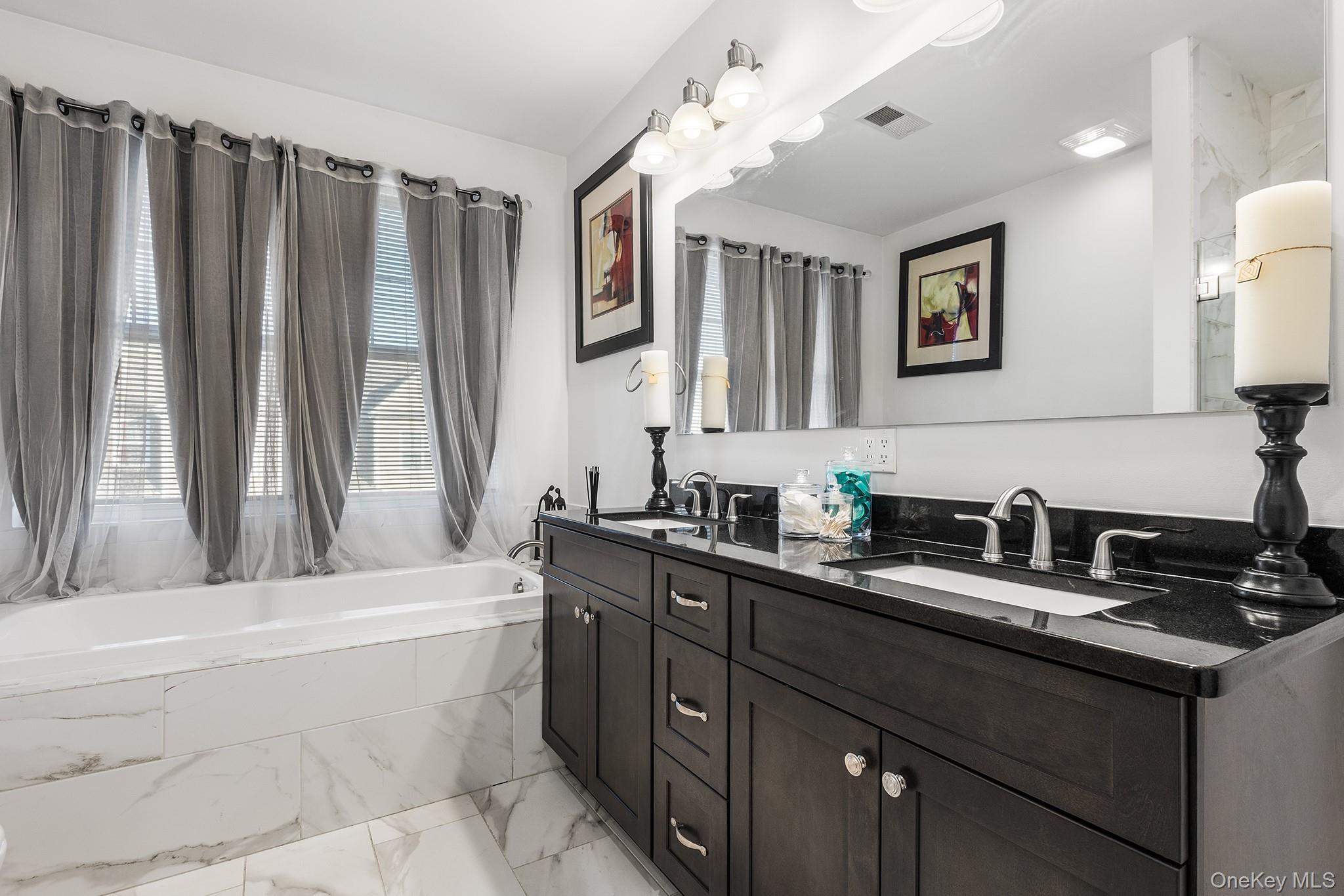 Single Family Magnolia Park  Orange County, NY 10940, MLS-981574-21