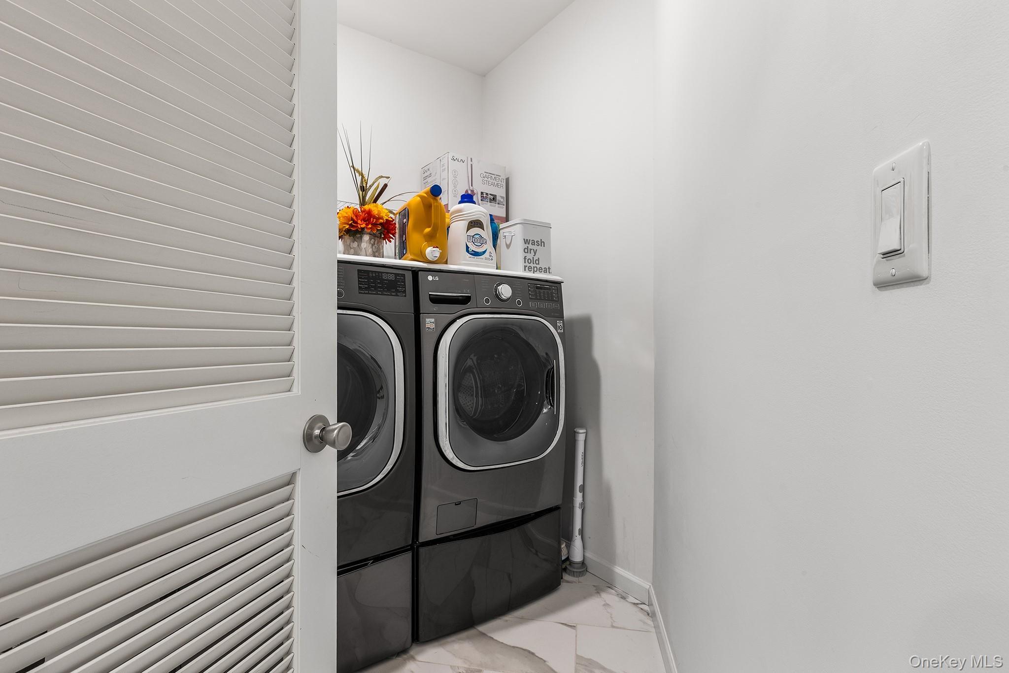 Single Family Magnolia Park  Orange County, NY 10940, MLS-981574-22