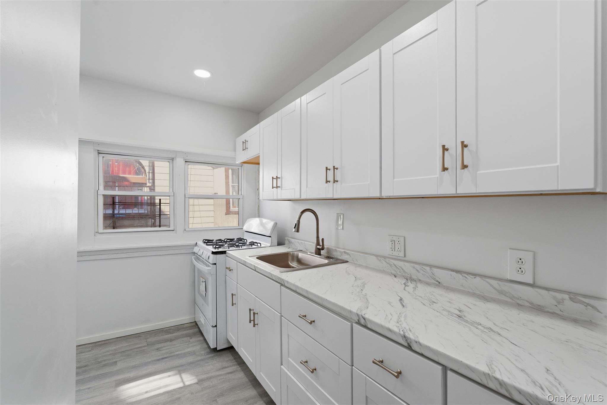 Single Family Lincoln  Westchester County, NY 10701, MLS-981580-5