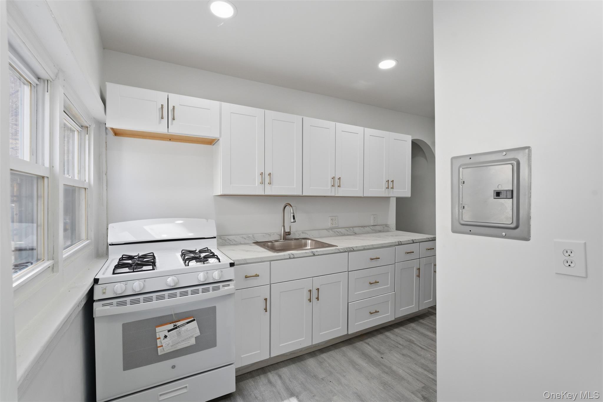 Single Family Lincoln  Westchester County, NY 10701, MLS-981580-6
