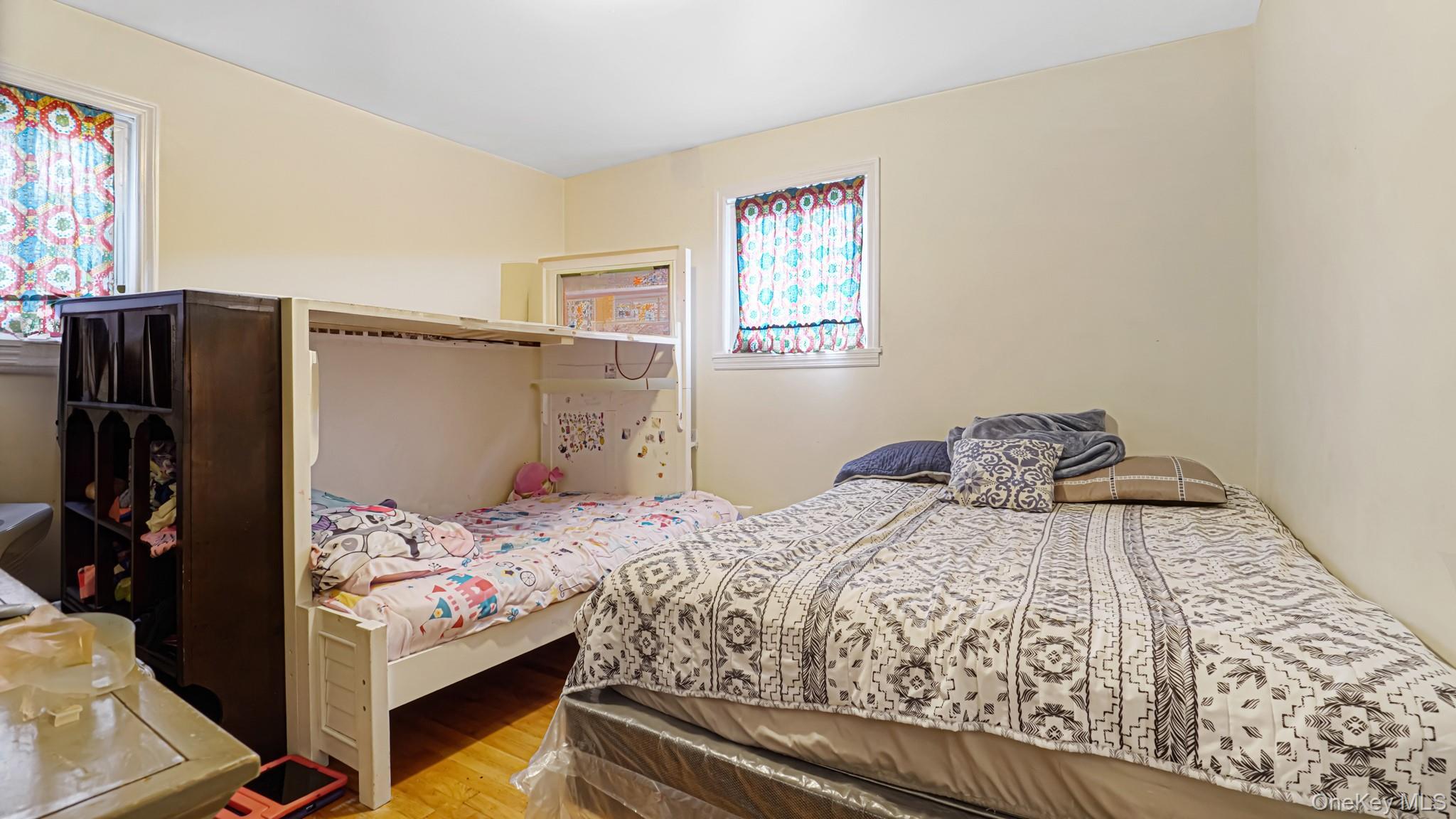 Single Family Garden  Suffolk County, NY 11706, MLS-981585-18