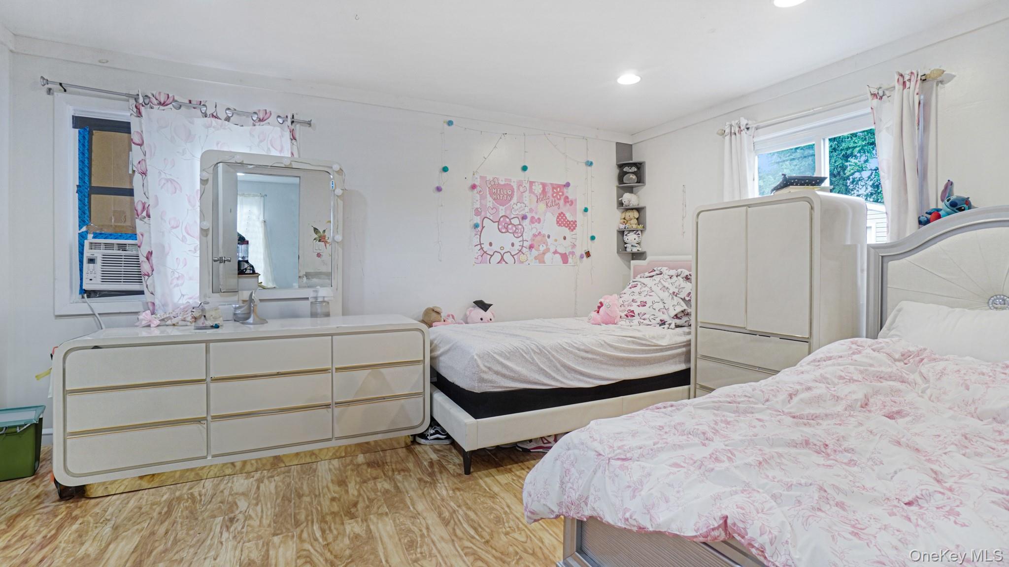 Single Family Garden  Suffolk County, NY 11706, MLS-981585-7