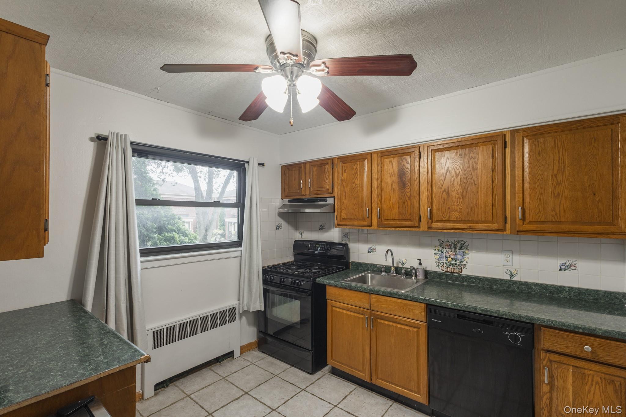 Coop 220th  Queens, NY 11364, MLS-981587-6