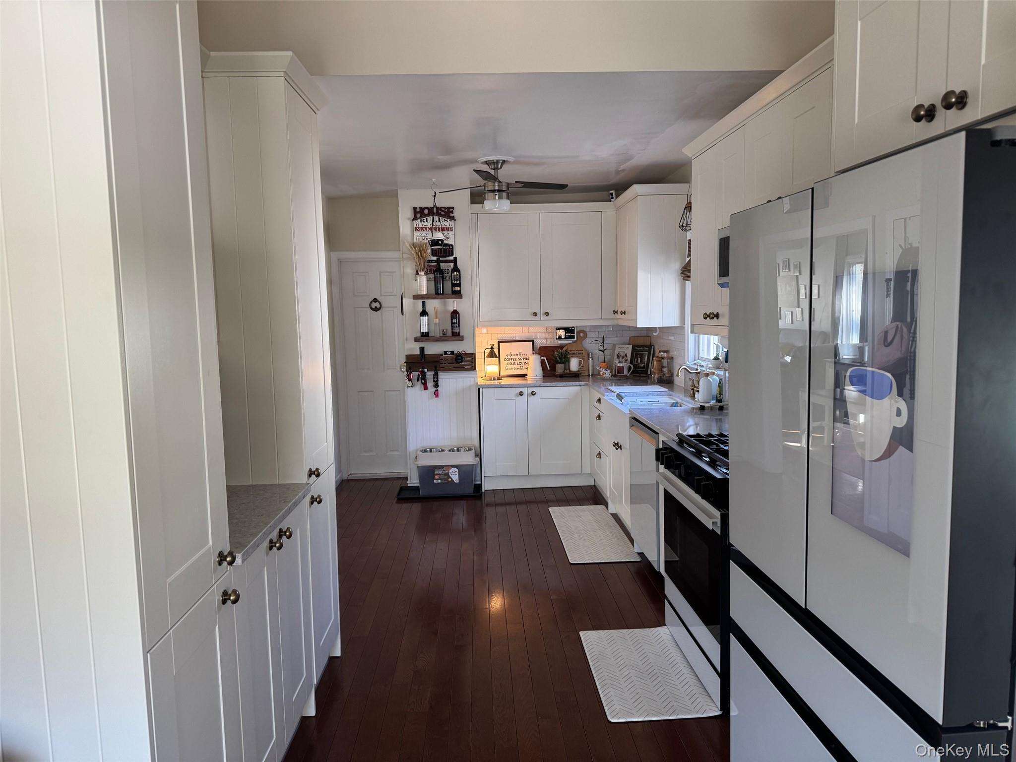Single Family Wood  Nassau County, NY 11563, MLS-981593-10