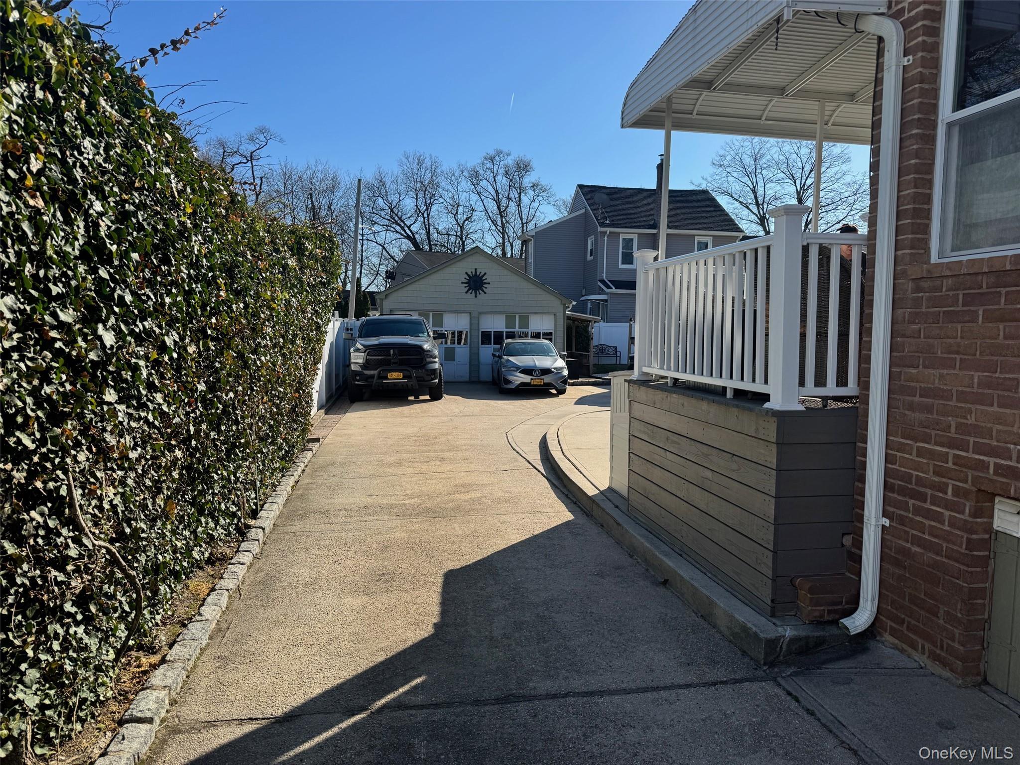 Single Family Wood  Nassau County, NY 11563, MLS-981593-5