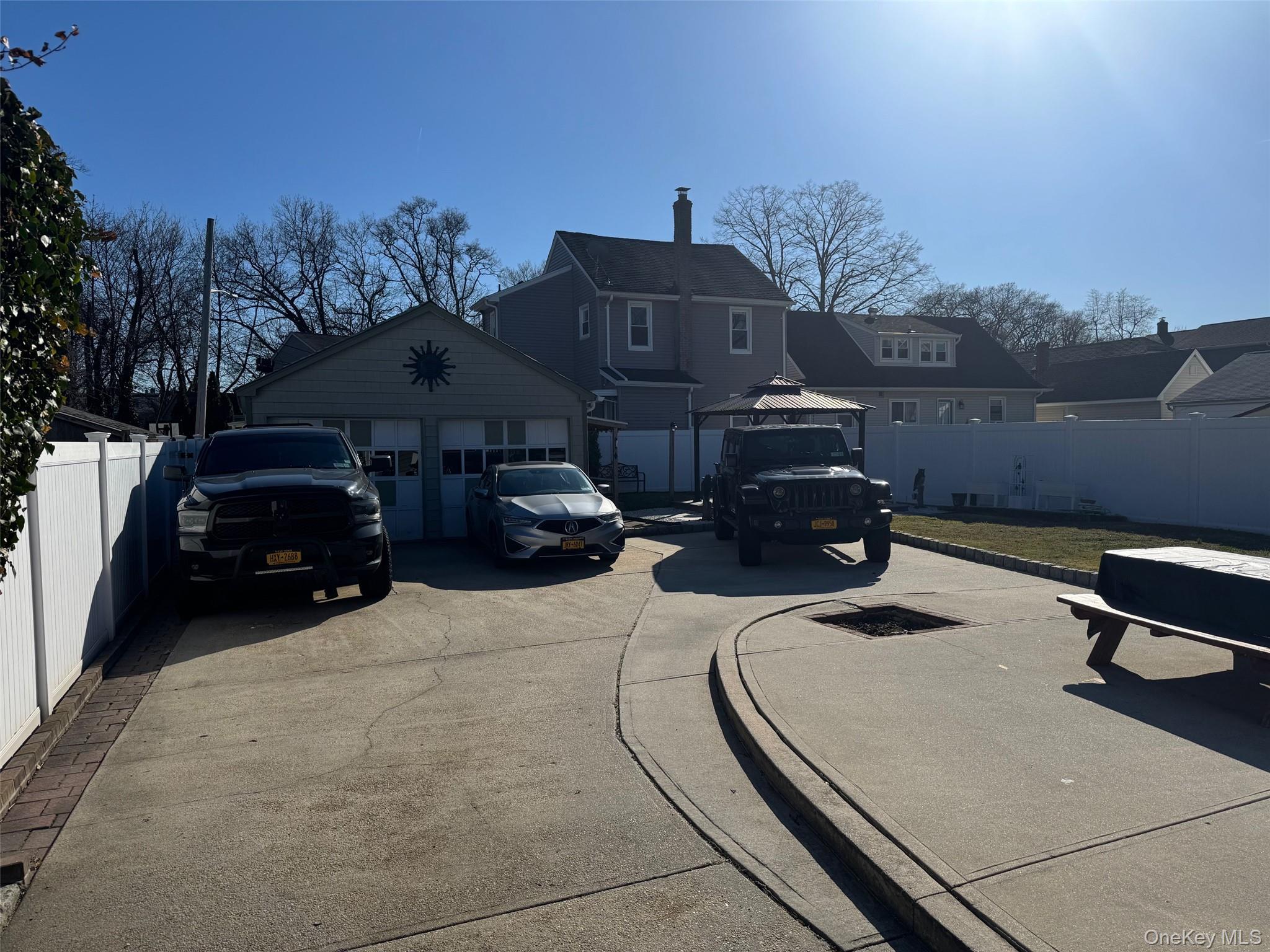 Single Family Wood  Nassau County, NY 11563, MLS-981593-6