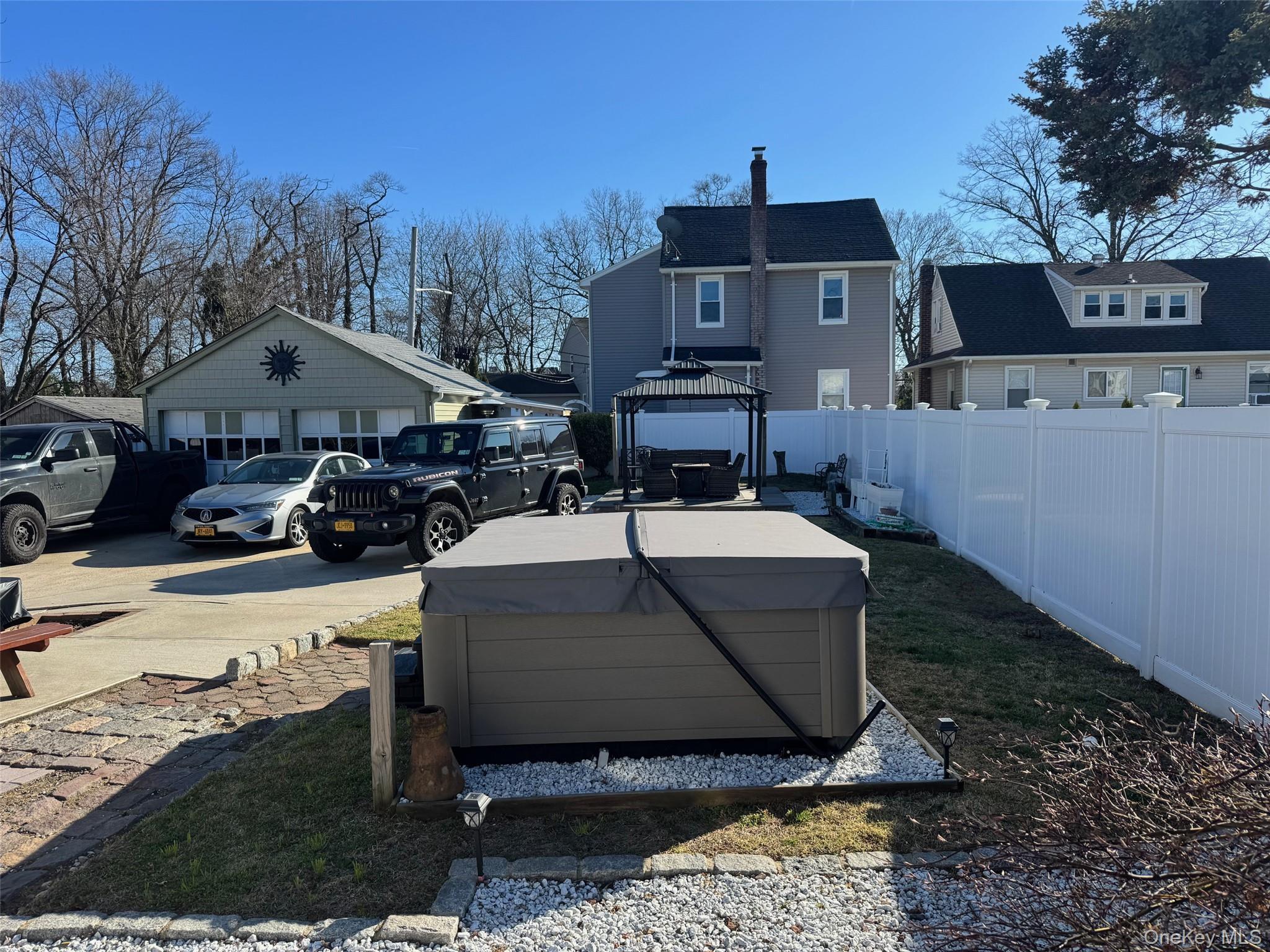 Single Family Wood  Nassau County, NY 11563, MLS-981593-9