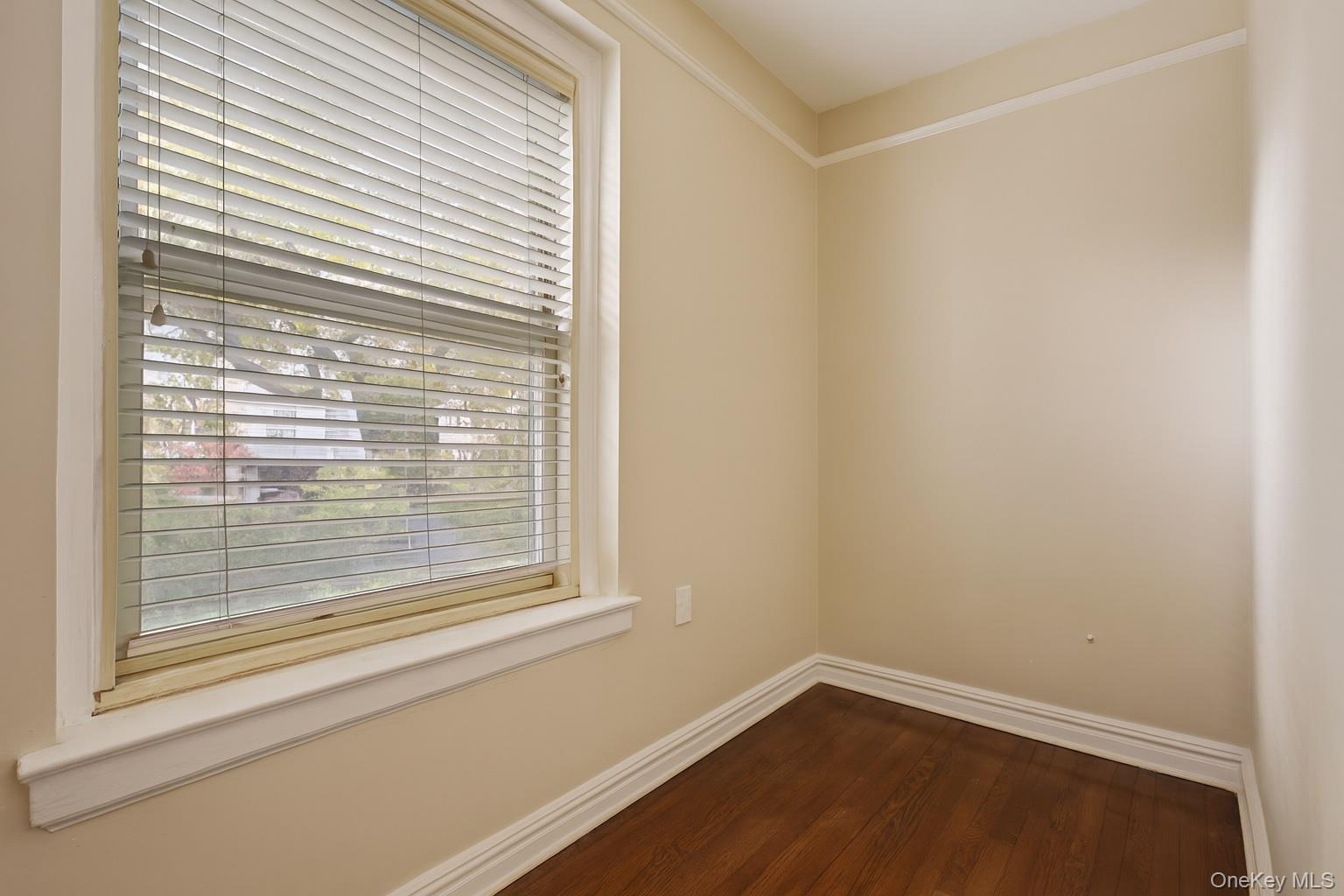 Coop Bronxville Road  Westchester County, NY 10708, MLS-981601-10