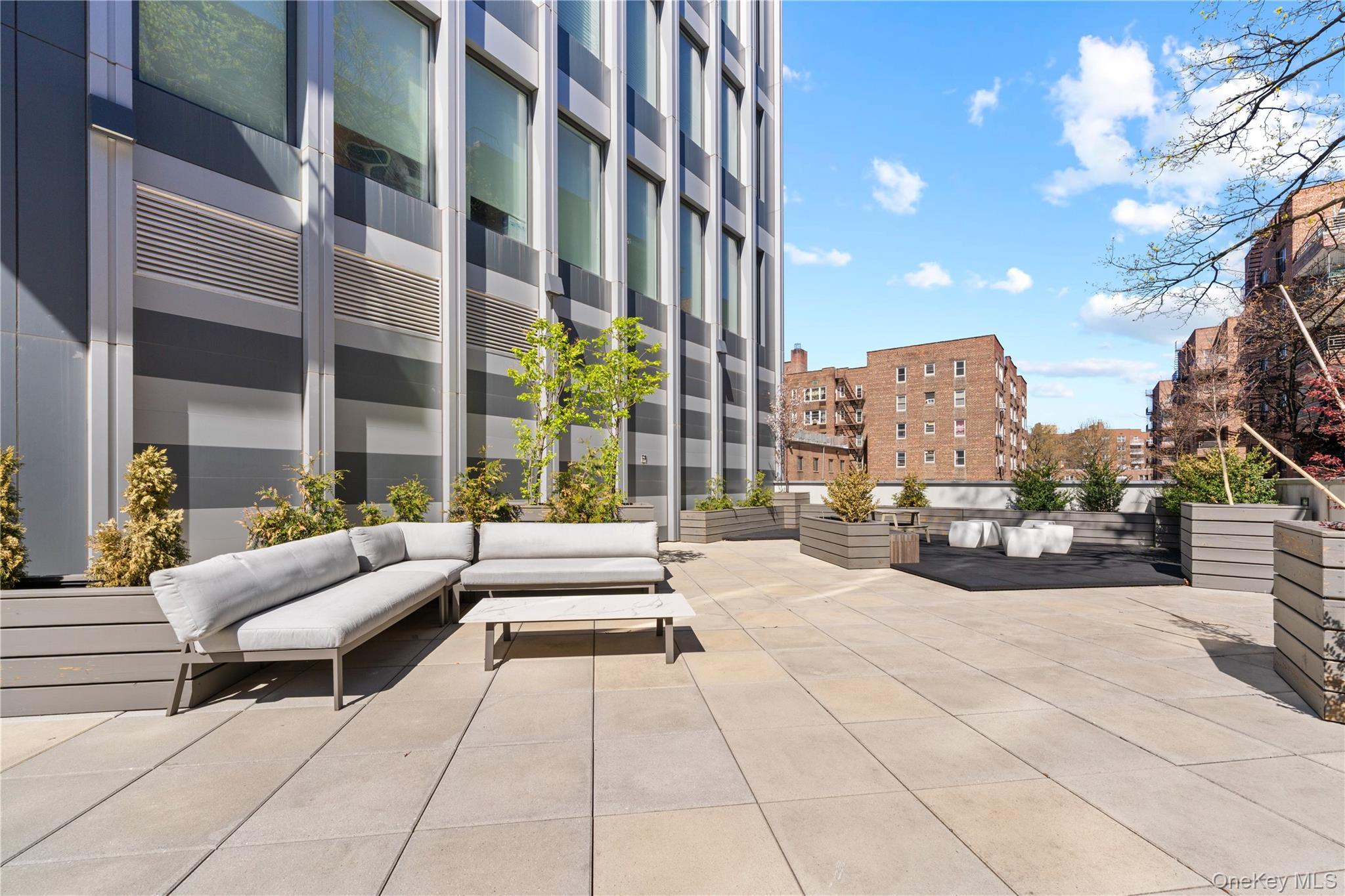 Condo Maple  Queens, NY 11355, MLS-981623-27