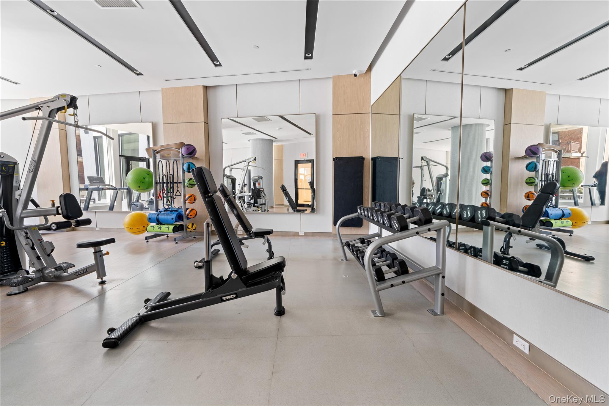 Condo Maple  Queens, NY 11355, MLS-981623-31