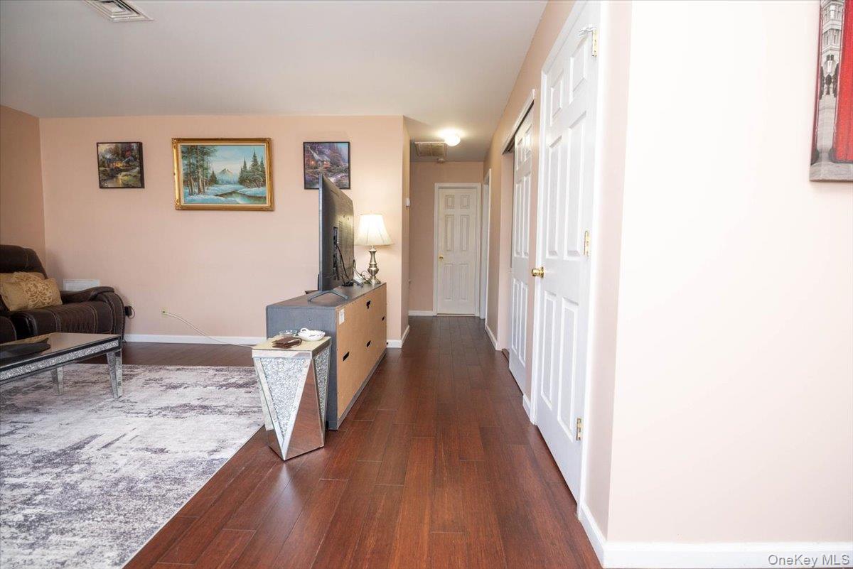 Condo Danica Sullivan County, NY 12754, MLS-981653-12