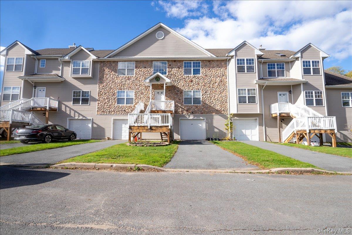 Condo Danica  Sullivan County, NY 12754, MLS-981653-30