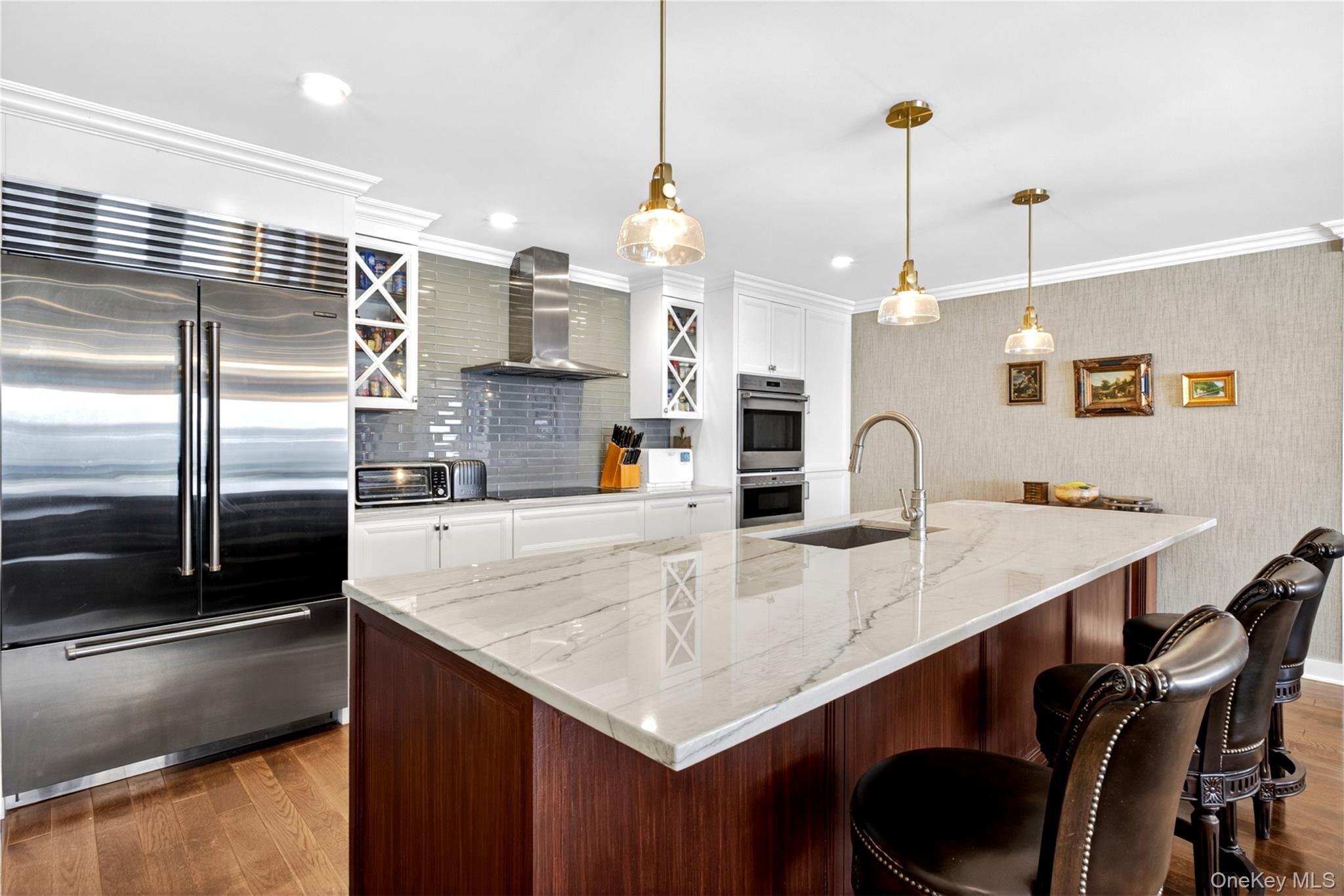 Condo Main  Nassau County, NY 11050, MLS-981658-5