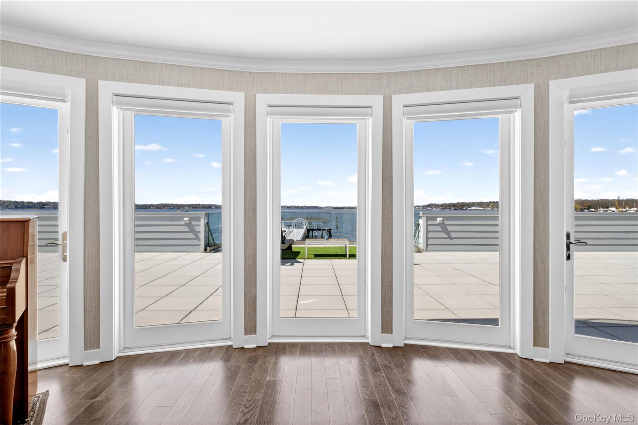 Condo Main  Nassau County, NY 11050, MLS-981658-8