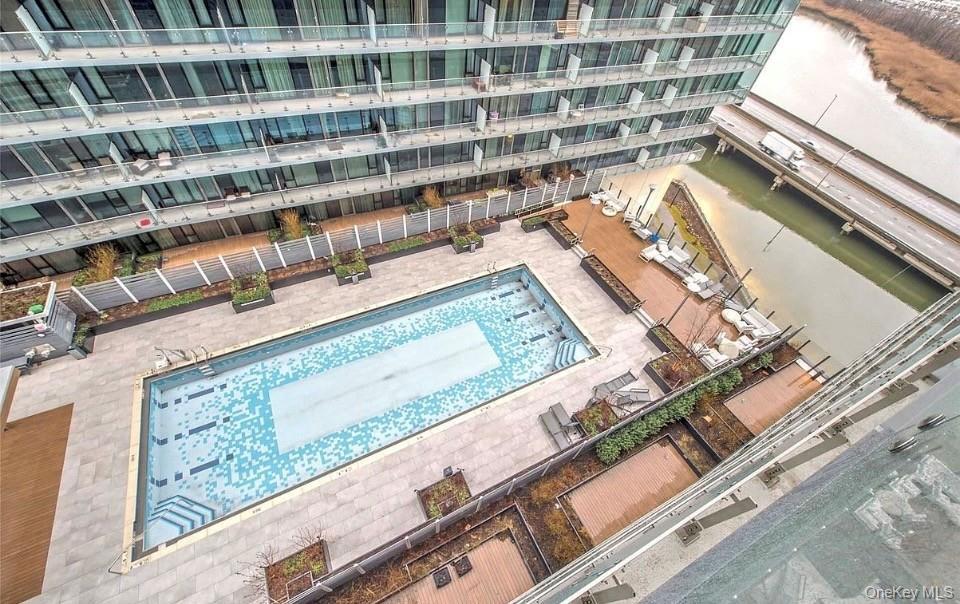 Condo 40th  Queens, NY 11354, MLS-981662-15