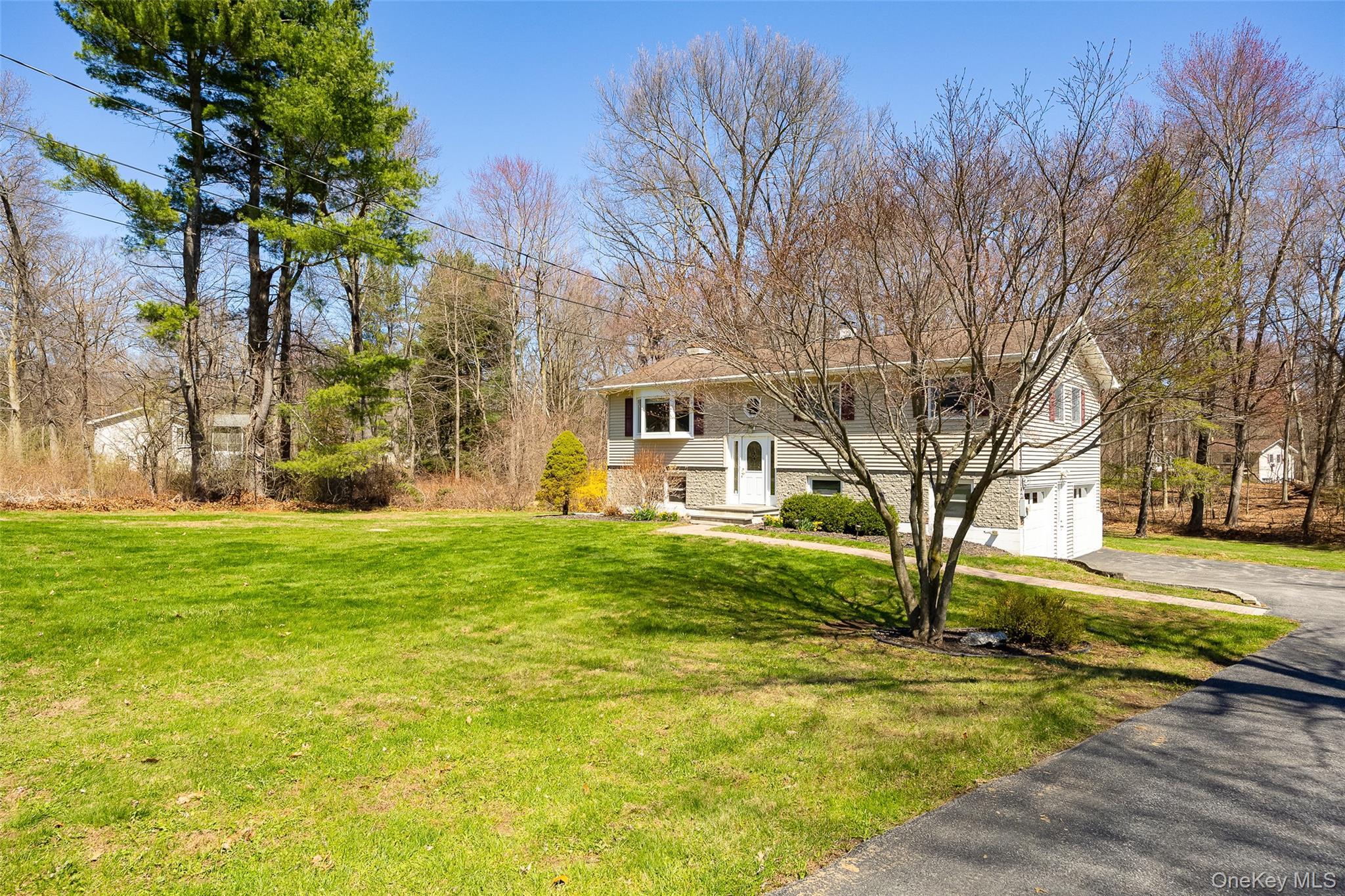Single Family Julie  Dutchess County, NY 12533, MLS-981663-23