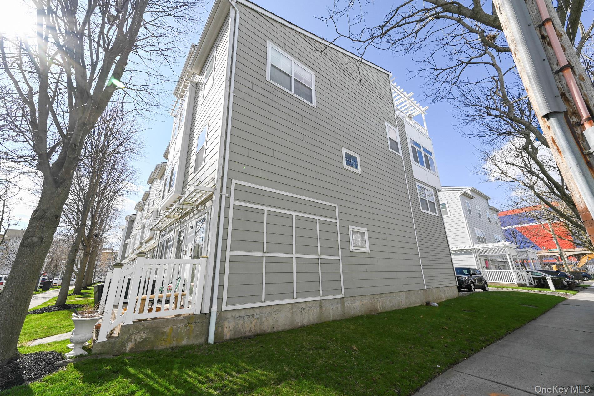 Single Family Aquatic Queens, NY 11692, MLS-981664-29