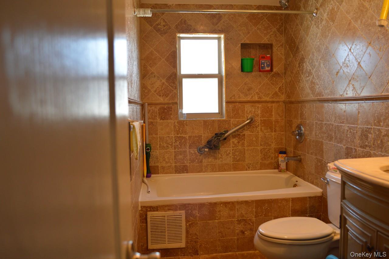 Single Family 209th Street  Queens, NY 11360, MLS-981665-16