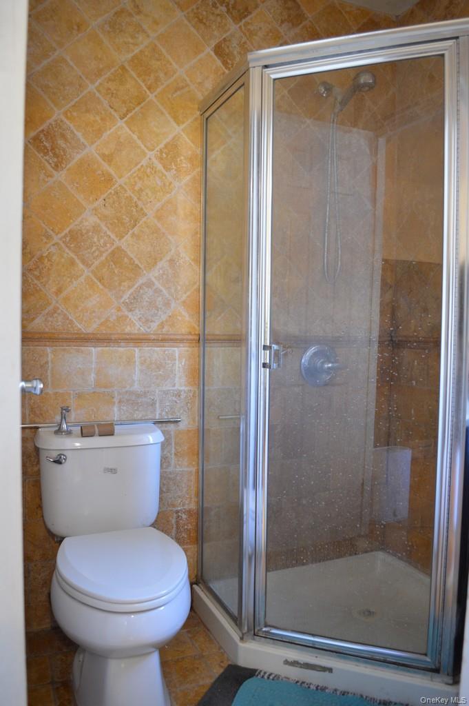 Single Family 209th Street  Queens, NY 11360, MLS-981665-9