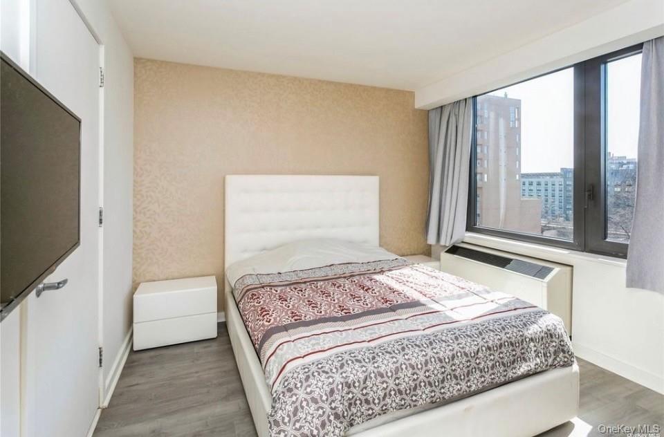 Condo Prince  Queens, NY 11354, MLS-981669-14