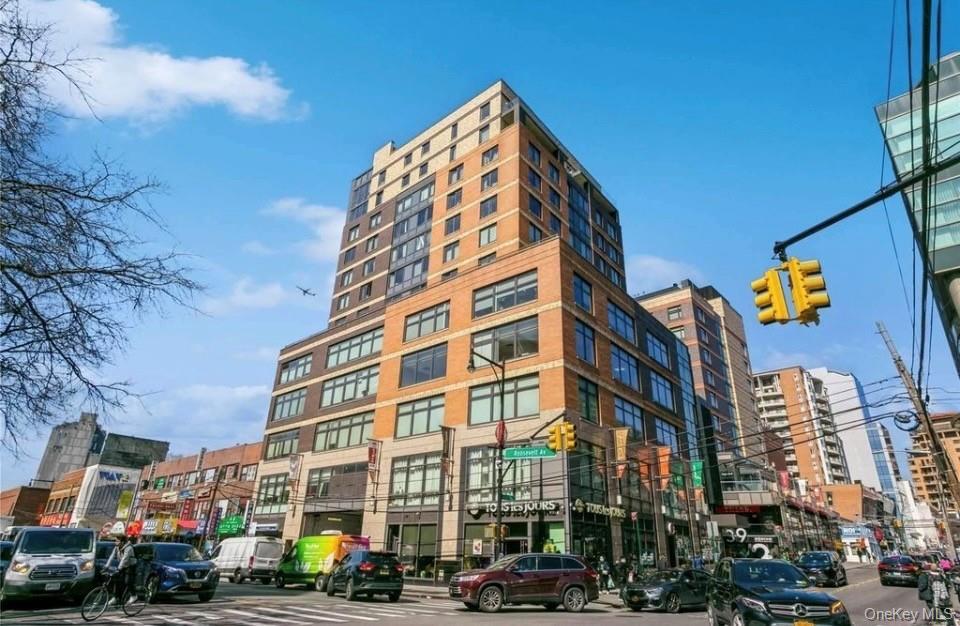Condo Prince  Queens, NY 11354, MLS-981669-3