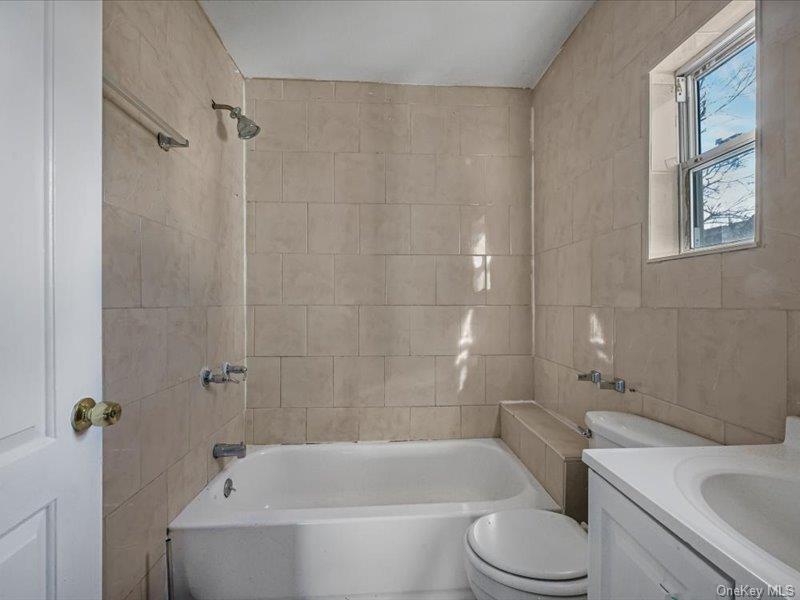 Single Family Elzey  Nassau County, NY 11003, MLS-981683-19