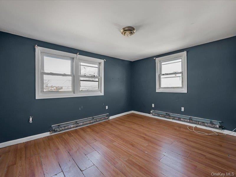 Single Family Elzey  Nassau County, NY 11003, MLS-981683-22