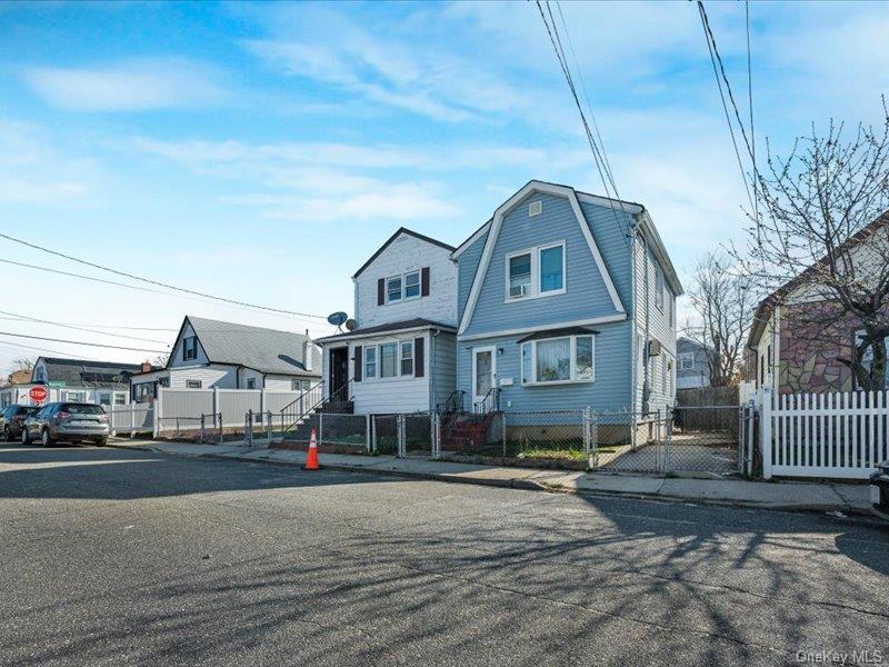 Single Family Elzey  Nassau County, NY 11003, MLS-981683-3