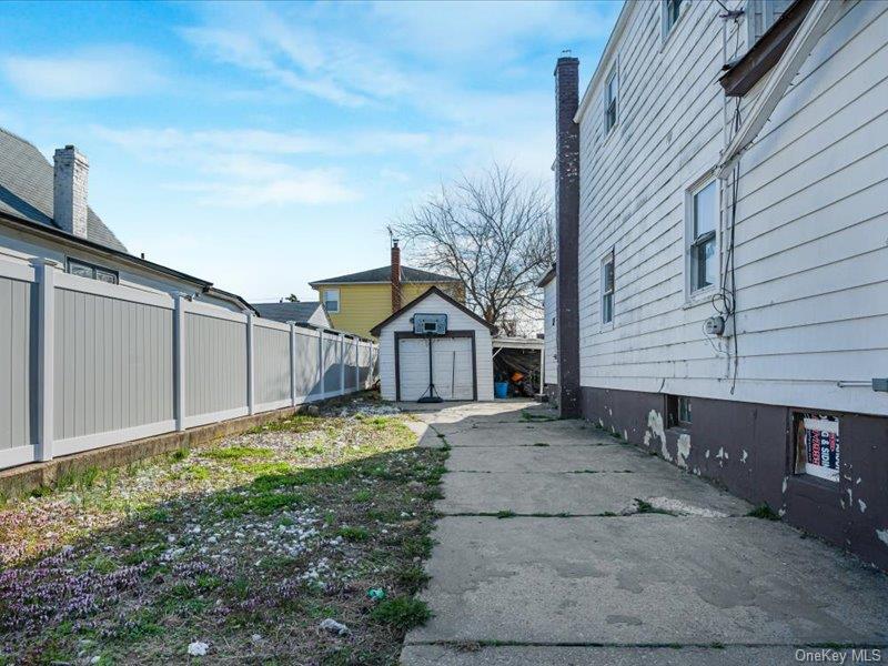 Single Family Elzey  Nassau County, NY 11003, MLS-981683-6