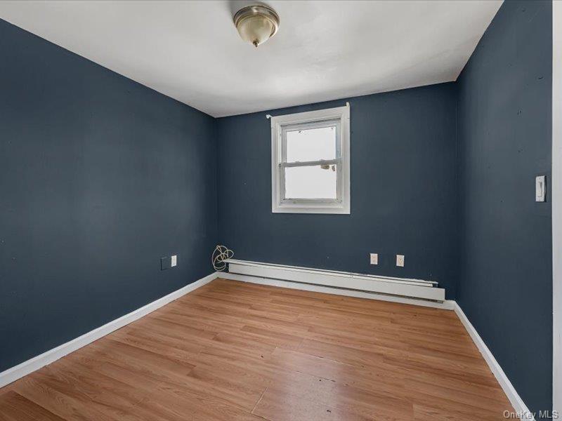 Single Family Elzey  Nassau County, NY 11003, MLS-981683-8